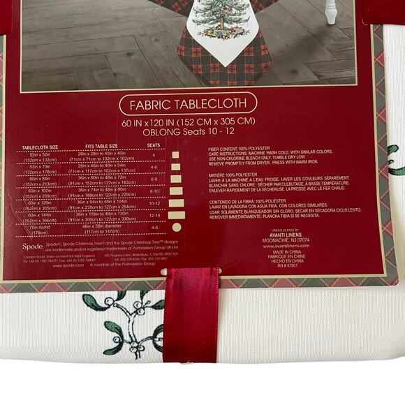 Max Studio Christmas Nutcracker 60x120 Holiday Tablecloth New - Picture 8 of 11